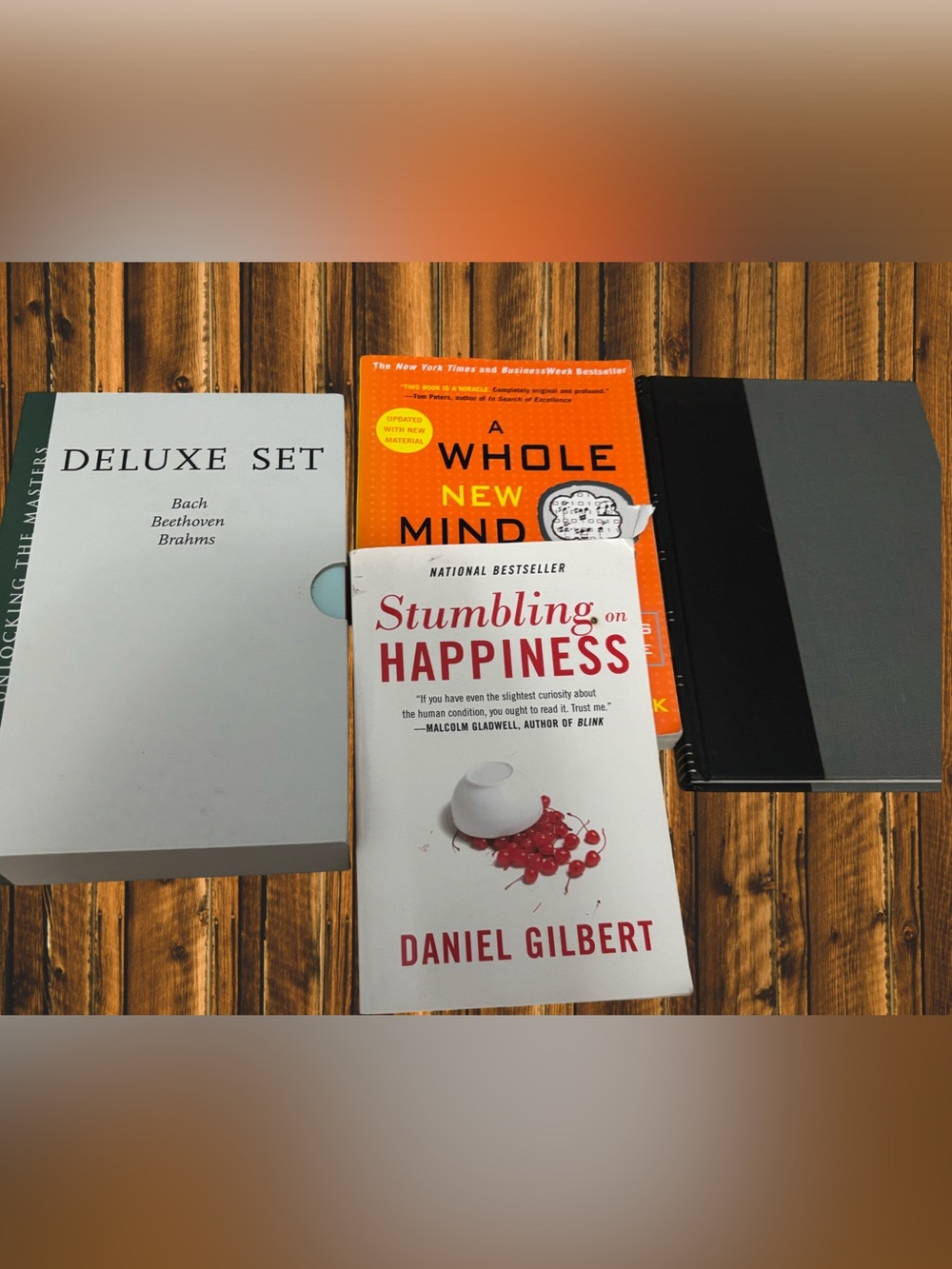 Stumbling on Happiness by Daniel Gilbert - White & Red Paperback Books 📚